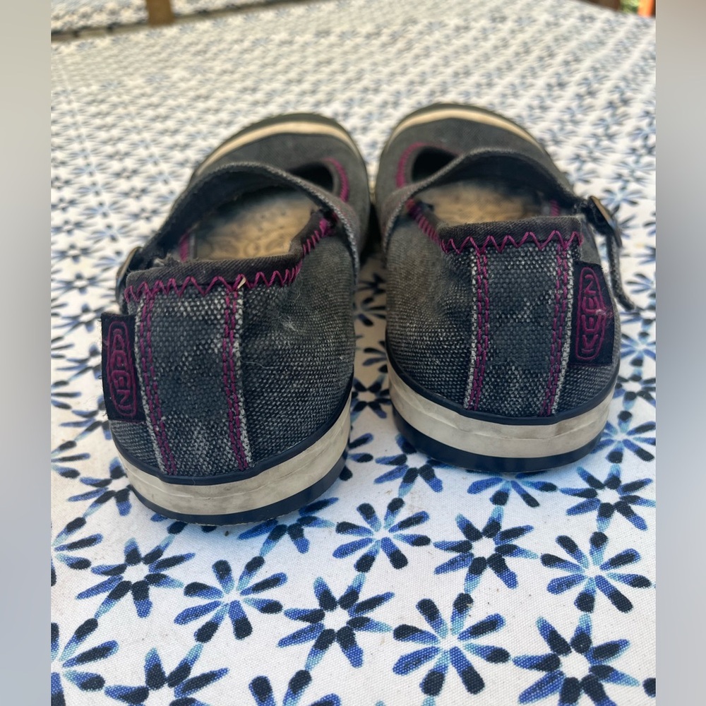 Keen Black Mary Jane Sneakers 9.5 - Picture 4 of 6